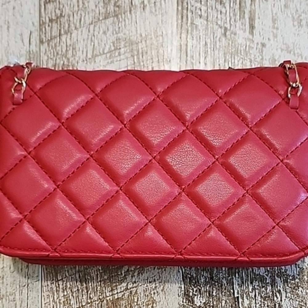 ❤️❤️❤️NWT Bagley Mishka Red Quilted Chain Shoulder Bag. ❤️❤️❤️ - Picture 9 of 10